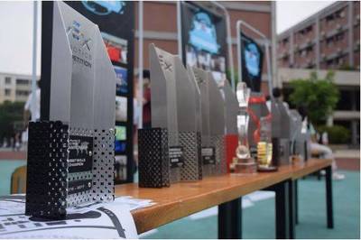 記《成都日報》報道我校聯盟學校電子科技大學實驗中學